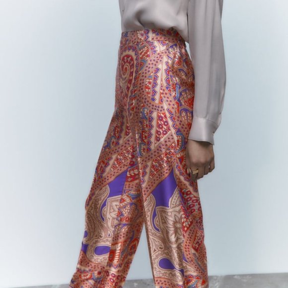 ZARA PRINTED PANTS - Picture 1 of 9